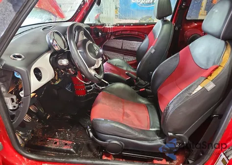 2006 Mini Cooper S из США, поврежденный, VIN WMWRE33546TL20041